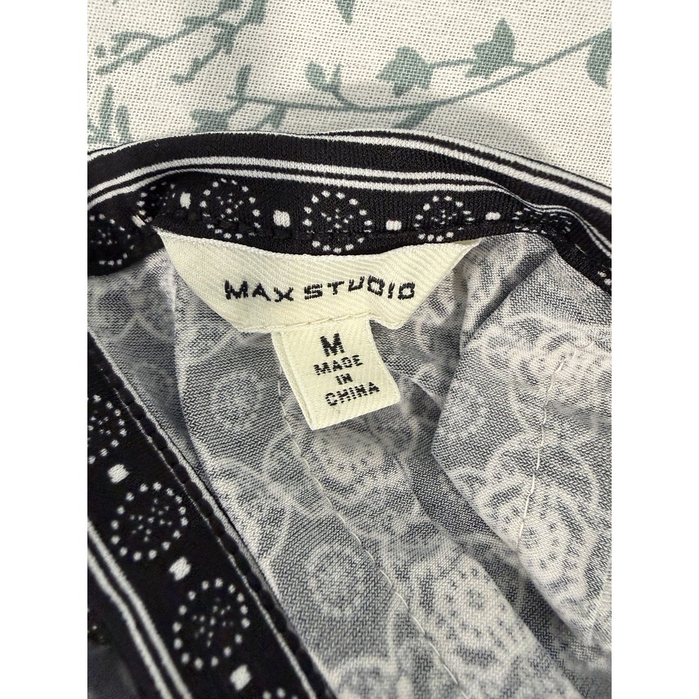 Max Studio Dress M Black White Print Sleeveless Fit Flare Stretch Knit Mod Style - Picture 6 of 9